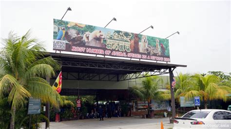 Farm In The City at Selangor – Most Number of Animal Species in a Petting Zoo | | 360Tour.Asia