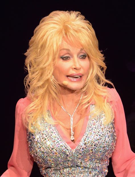 Dolly Parton Without Makeup - Mugeek Vidalondon