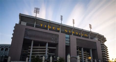 Tiger Stadium (LSU) - Wikipedia, the free encyclopedia Lsu Tiger ...