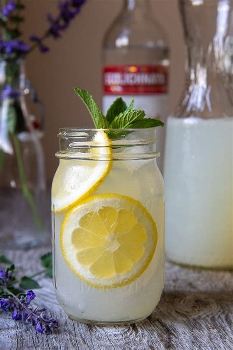 5-Minute Vodka Lemonade (Single Serving or Pitcher) - Perfect Ratios