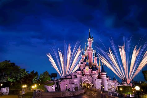 Disneyland Paris Holidays in 2020 / 2021