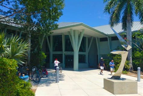 Sanibel Public Library - Susan's Guide to Sanibel Real Estate