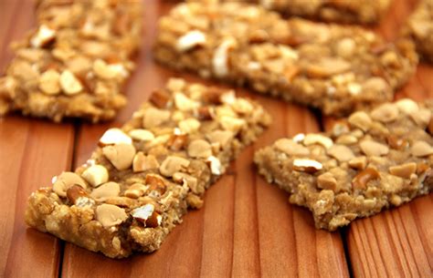 Peanut Butter Pretzel Bars – Gymshock