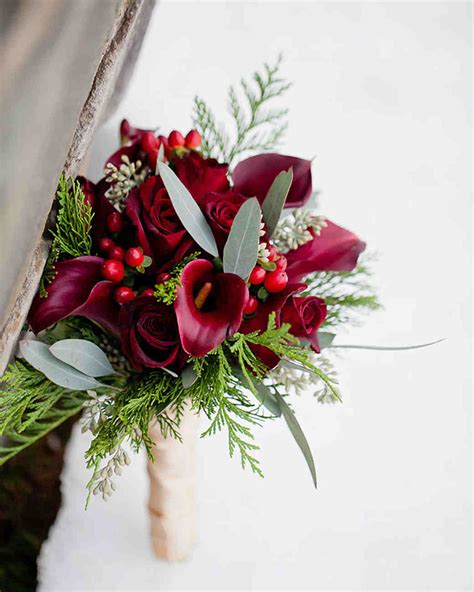 22 Lily Bouquets Perfect for a Spring Wedding | Martha Stewart Weddings