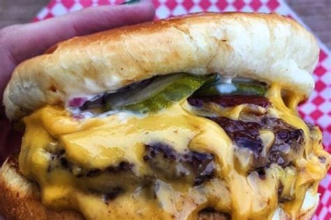 Small Cheval’s Line-Inducing Burgers Should Arrive in the Loop Next Week - Eater Chicago