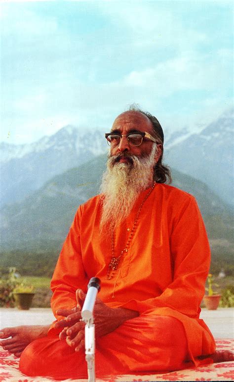 Swami Chinmayananda | Chinmaya Devotees Society Kuala Lumpur