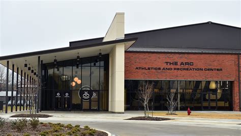 St. Andrew's new $14 million basketball arena stands out in Mississippi