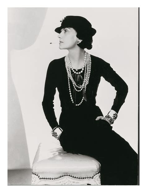 Simple But Powerful Fashion Advices From Fashion Icon – Coco Chanel ! – Female Fatal