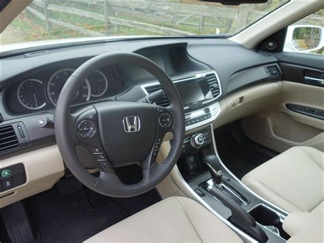 2015 Honda Accord: 71 Interior Photos | U.S. News