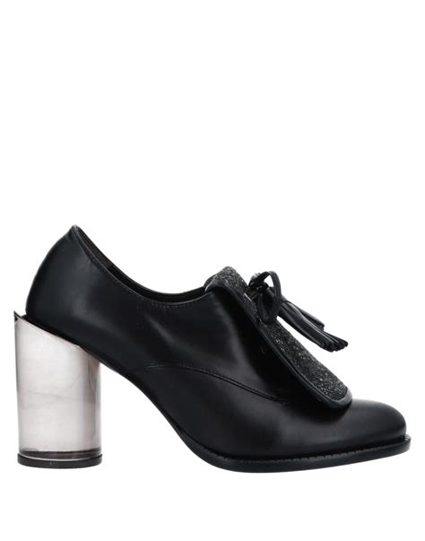 Paloma Barceló Laced Shoes In Black | ModeSens