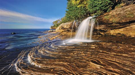 Top Hotels in Munising, MI from $119 (FREE cancellation on select hotels) | Expedia