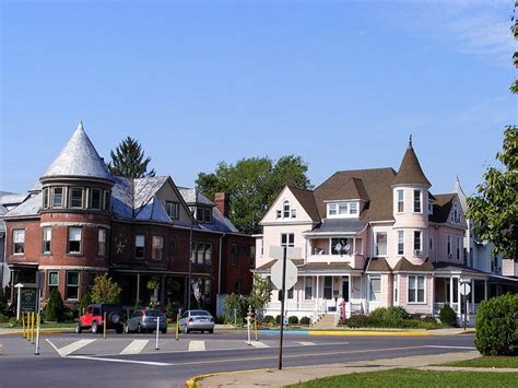 Downtown Sunbury, PA victorians | Downtown, Great lakes region, Victorian