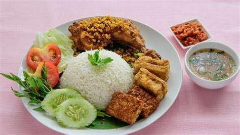 Ayam Penyet Recipe: How to Make Mouthwatering Ayam Penyet