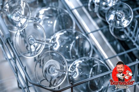 6 BEST Glass Washers For Bars [Buyers Guide] - BartenderPlanet