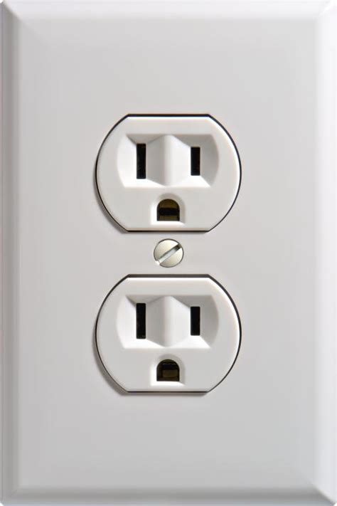 What are the Most Common Electrical Problems? (with pictures)