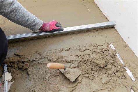 Do You Need To Screed A Concrete Floor | Viewfloor.co