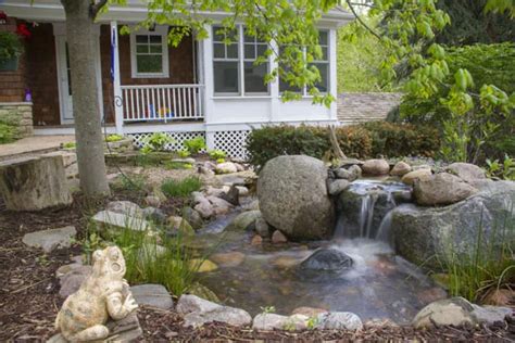 Front Yard Water Features: Boost Your Curb Appeal - Aquascape, Inc.