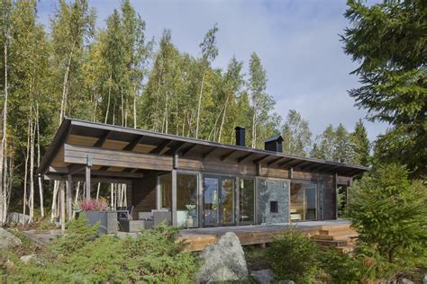 Photo 4 of 21 in These 8 Log Cabin Kit Homes Celebrate Nordic Minimalism - Dwell