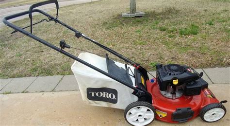 TORO 22 in Gas Walk Behind Self Propelled Lawn Mower with grass catcher - RonMowers