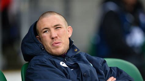 Six Nations: England's Mike Brown training again ahead of Ireland trip ...