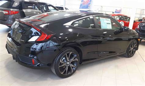 Showroom Showoff: 2019 Civic Coupe Sport - Dow Honda