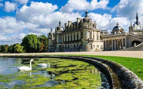 Château de Chantilly, France Belle France, Canal, Lake, Mansions ...