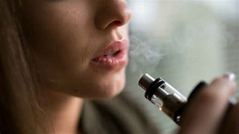 Surgeon general warns against e-cigarettes, vaping | KSRO