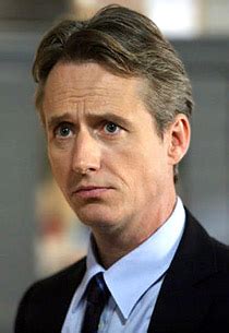 Law & Order Alum Linus Roache to Reprise Role on SVU - TV Guide