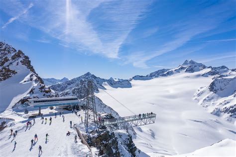 BIG3: three 3.000 m peaks with lifts in Sölden's Ski Area