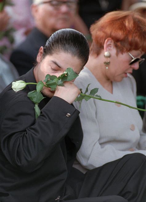 Selena Quintanilla Funeral Open Casket