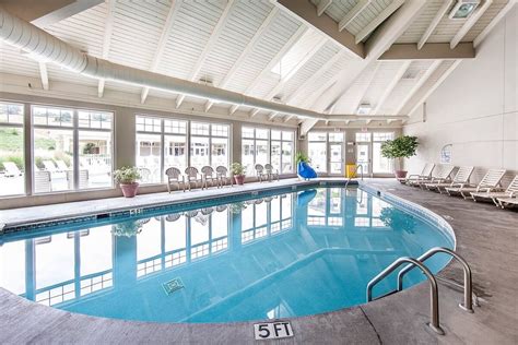 Hotels with Indoor Pools From Gatlinburg to Pigeon Forge