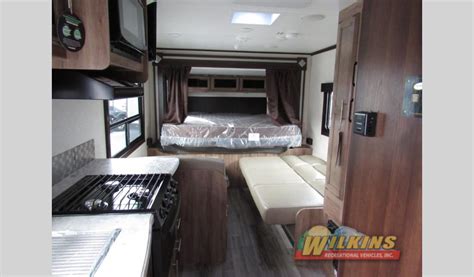 Jayco Jay Feather Review: 3 Standout Floorplans