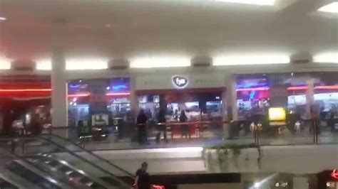 Fairfield Commons Mall in Beavercreek, Ohio on a Saturday Evening - YouTube