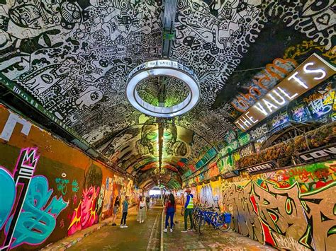 Leake Street Arches, London’s Graffiti Tunnel - Explanders