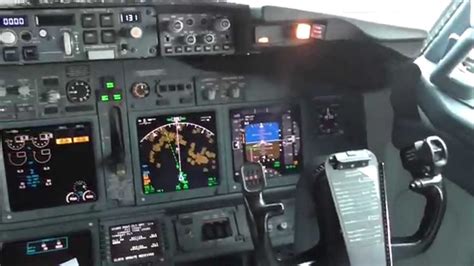 Southwest 737 700 Cockpit - YouTube