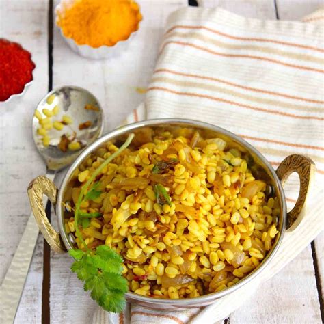 Sukhi Urad Dal is a Punjabi style lentil dish made with skinned urad dal and lot of spices ...