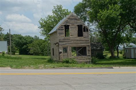 On the border between Kansas and Nebraska. (oc) [4912x3264] : r ...