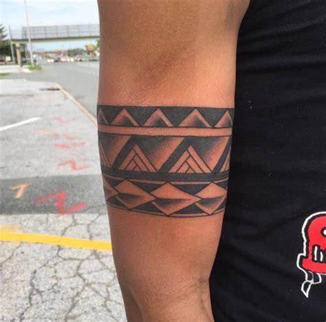 40+ Stylish Armband Tattoos For Men & Women - TattooBlend