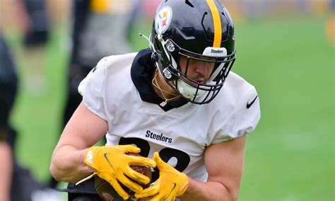 Steelers Sights & Sounds: Pat Freiermuth Looks Ready for Return