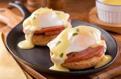 Vegetarian Eggs Benedict Recipe Breakfast | Vegetarian Recipes