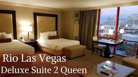 Rio Las Vegas - Deluxe Suite 2 Queens - YouTube