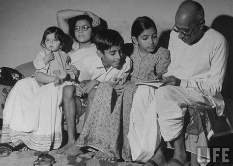 Four Generations Of Mahatma Gandhi Family Photos | Rare & Old Vintage ...