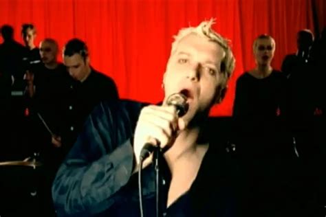 Chumbawamba Calling It Quits After 30 Years