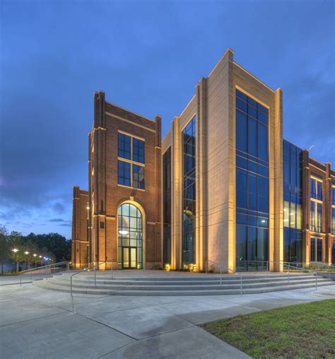 Alabama College of Osteopathic Medicine | Batson-Cook