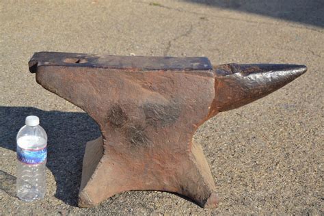 210 lb Blacksmith Anvil Tool Antique Cast Steel Hardware