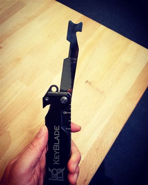 The Seattle Rapid Access Tool with shove knife extended. 🔥Get yours ...