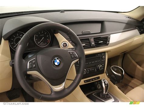 2015 BMW X1 xDrive28i Beige Dashboard Photo #120433522 | GTCarLot.com