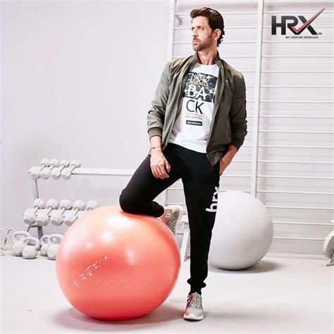 Hrithik Roshan in Gym - Workout Trends