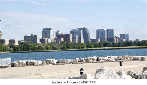 1,329 Milwaukee Downtown Skyline Images, Stock Photos & Vectors ...