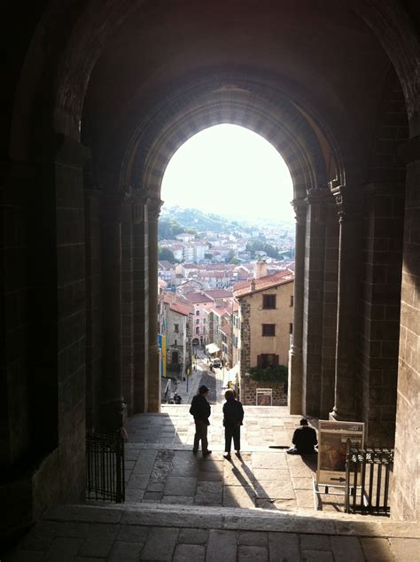 Via Podiensis: Le Puy-en-Velay | Santiago, Camino de santiago, Camino